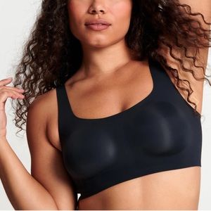 Evelyn & Bobbie The Bobbie Scoop Bra in Black, size 2XL